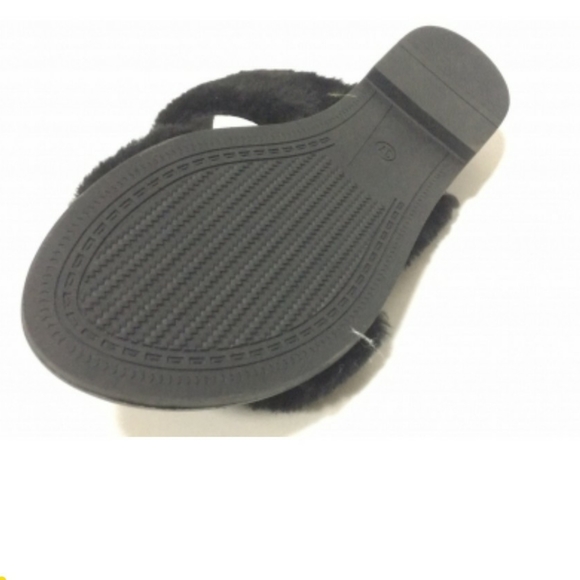 Sandals - Picture 3 of 3